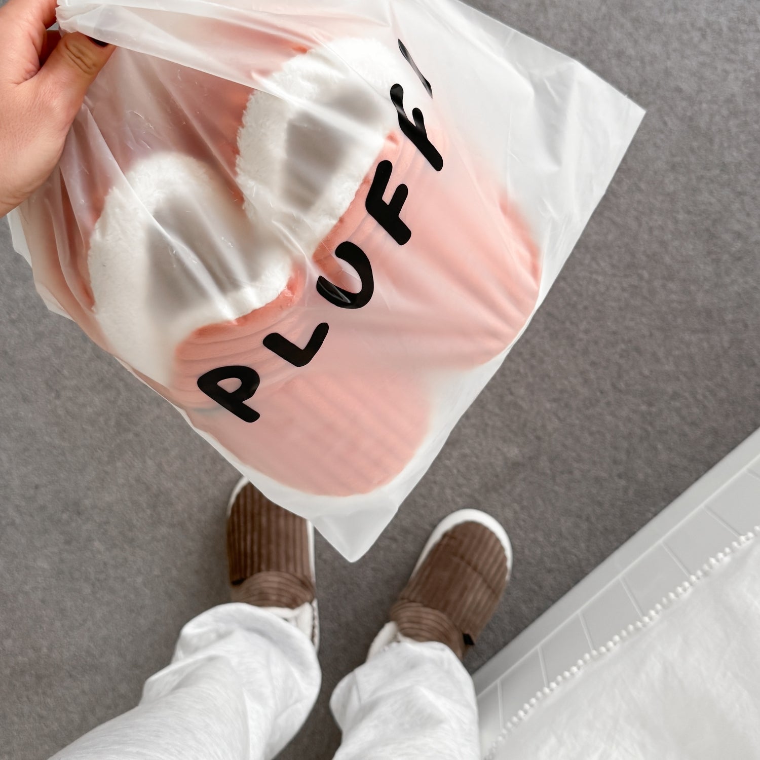 Pantoufles Pluffi™ ACHETEZ-EN 1, RECEVEZ-EN 1 GRATUITE